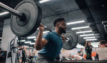 Entrenamiento de fuerza vs. Presión arterial alta: por qué los beneficios a largo plazo ganan a lo grande