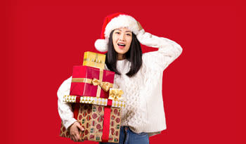 woman who has shopped for her loved ones using our holiday gift guide hair edition