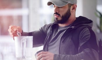 מה זה גיינר מסה? יתרונות, שימושים, + איך לבנות מסת שריר במהירות
