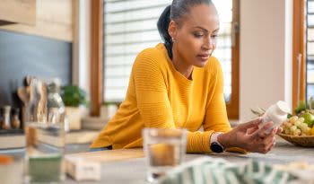 Espoir, Terciopelo Pro Tailor Be, Cojín de protección New Class, FPS 34 PA++, Marfil 21, 2 unidades, 13 g (0,46 oz) cada una