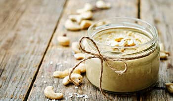 6 deliciosas alternativas à manteiga de amendoim