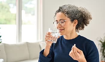 Seapoint Farms, Dry Roasted Edamame, Sea Salt, 4 oz (113 g)