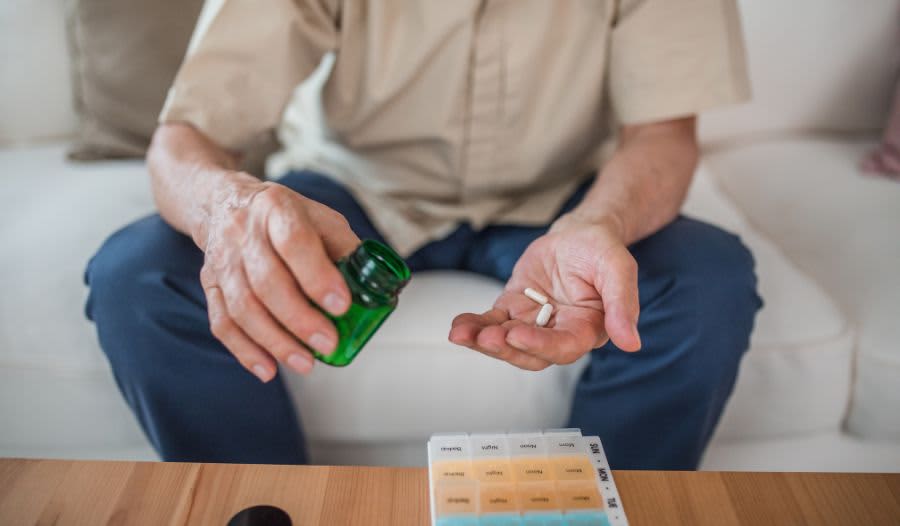 Which Vitamins Should Never Be Taken Together? | Wellness Hub