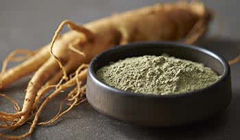 Ginseng no Skincare: Anti-inflamatório, Mais Colágeno, Clareamento