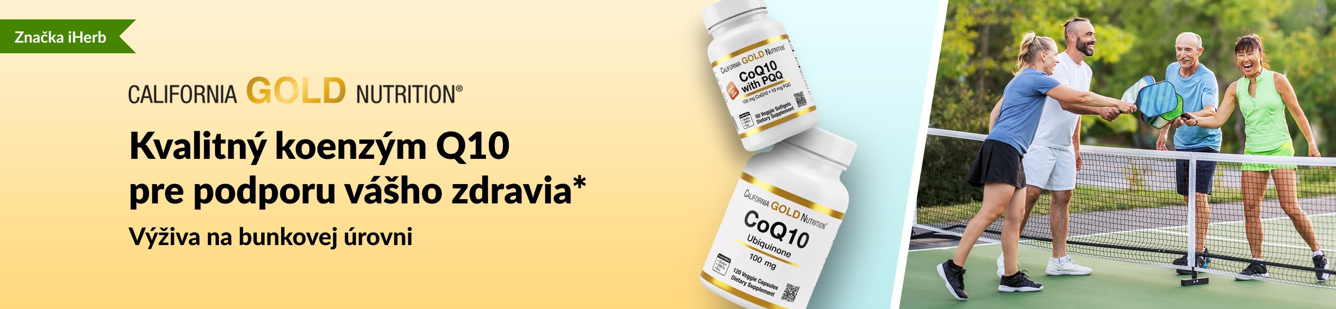 Koenzým Q10 od California Gold Nutrition pre celkové zdravie, s baleniami produktov a dospelými, ktorí hrajú pickleball.