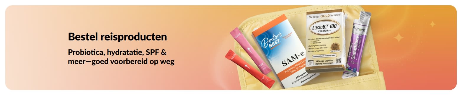 Banner met reisproducten zoals probiotica en wellnesssticks in een etui, ter promotie van gezondheidsproducten voor onderweg.
