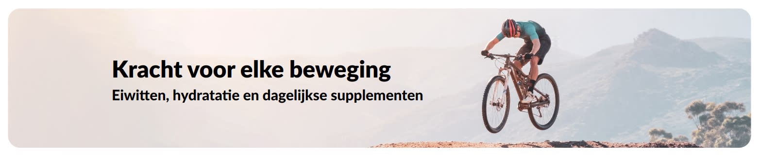 Een banner van iHerb die een actieve levensstijl promoot met de nadruk op eiwitten, hydratatie en dagelijkse supplementen