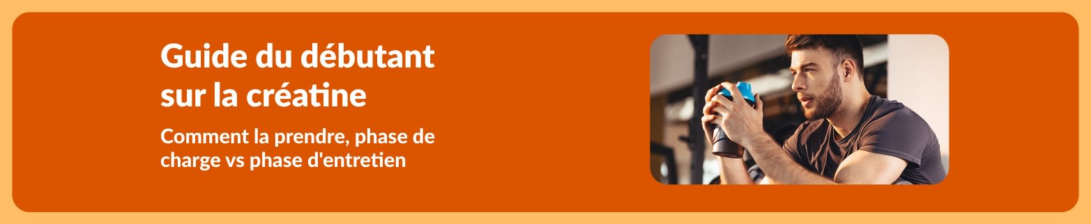 Homme buvant un shaker dans une salle de sport, à côté du texte : Guide du débutant sur la créatine – conseils pour la phase initiale et la phase d'entretien