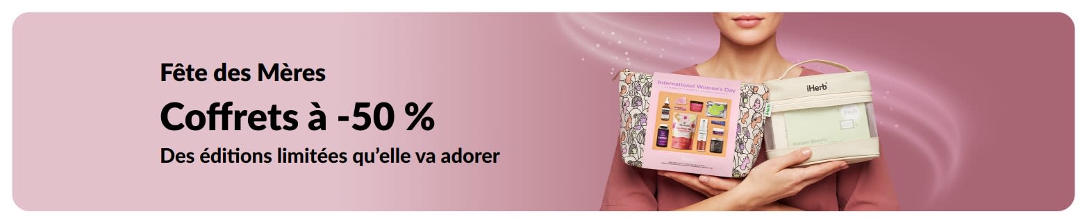 Bannière « Célébrons les mamans » avec -50 % sur les coffrets cadeaux, illustrée par une femme avec un sac cadeau iHerb.