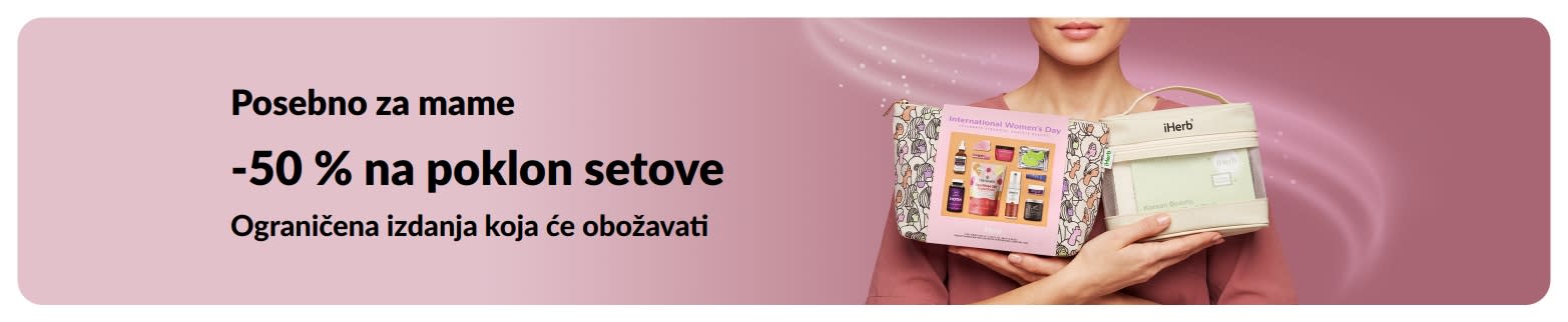 Reklamni natpis za akciju „Posebno za mame” s 50 % popusta na poklon setove, s prikazom žene koja drži iHerb vrećicu s proizvodima za ljepotu i njegu kože.