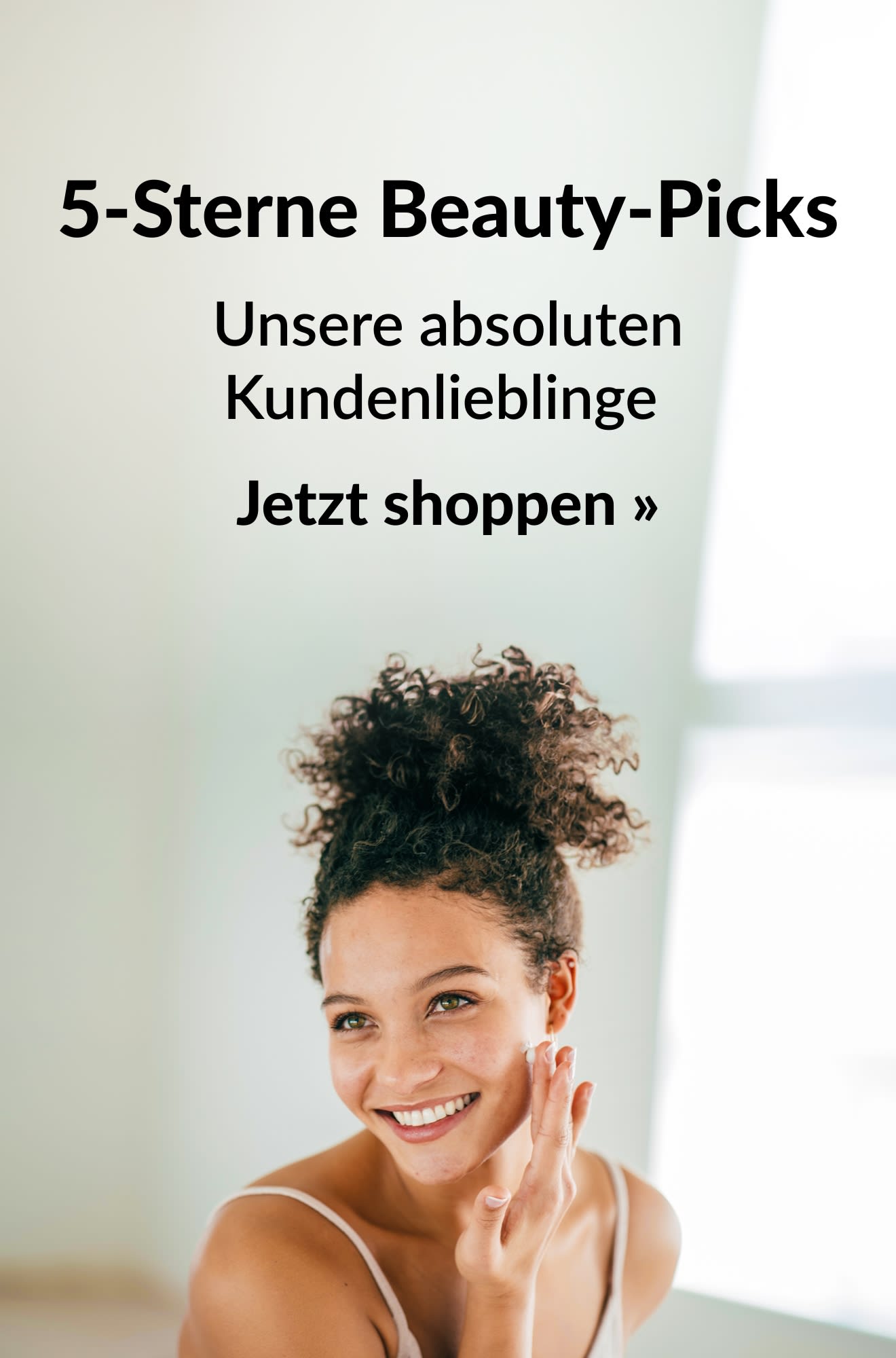 Beauty-Werbebanner für Beauty-Produkte mit 5-Sterne-Bewertung. Jetzt shoppen.