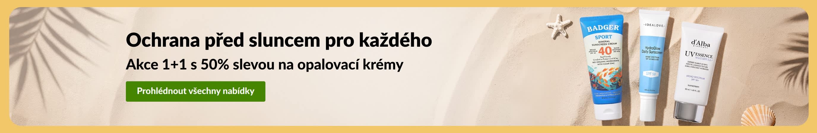 Banner s akcí na opalovací přípravky se dvěma produkty a textem „Akce 1+1 s 50% slevou na opalovací krémy“.