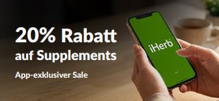 Hände, die ein Handy mit der iHerb-App halten, auf der 20 % Rabatt auf Nahrungsergänzungsmittel mit dem Code EUSUPPS20 beworben werden.