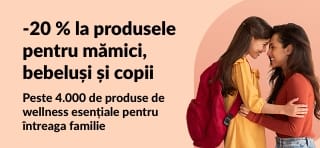 -20% la articole esențiale pentru copii; cod JUL25KIDS prezentat cu mamă și fiică fericite și produse pentru sănătate.