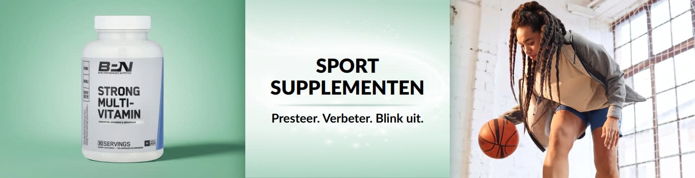 De banner van iHerb Sportsupplementen toont een vrouw die met een basketbal dribbelt met een multivitamineproduct op de voorgrond.