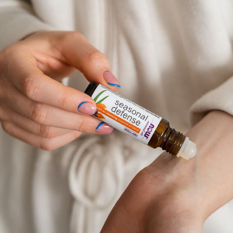 エッセンシャルオイル、ロールオン、シーズナルディフェンス、10ml（1