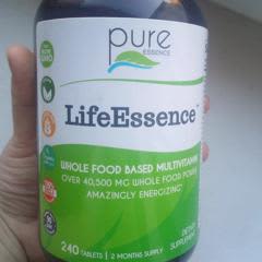 LifeEssence（ライフエッセンス）、自然食品ベースのマルチビタミン、240粒