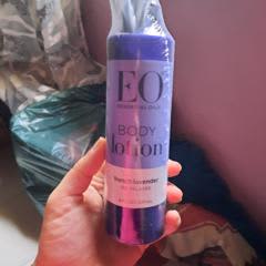 ボディローション、Calming French Lavender、237ml（8液量オンス）
