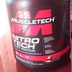 Nitro-Tech®（ニトロテック）ホエイプロテイン、ミルクチョコレート