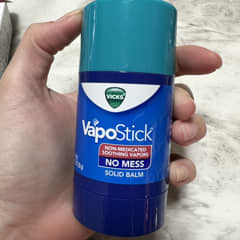 Vicks VapoStick Bálsamo Sólido Invisible Con Vapores Relajantes 35gr - Foto 5