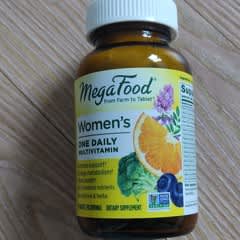 Megafood 女性用マルチビタミン90回分 Women's One Daily | One a Day Multivitamin for Women | MegaFood