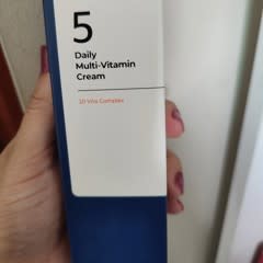 4個セット ナンバーズイン 5番 デイリーマルチビタミンクリーム numbuzin ナンバーズイン 5番 22種マルチビタミンクリーム No.5