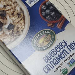 Naptime プルオーバー　オートミール オーガニックインスタントオートミール、ブルーベリーシナモン