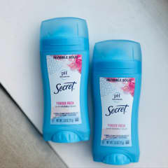 pHバランス調整済み、インビジブルソリッド、制汗剤／デオドラント