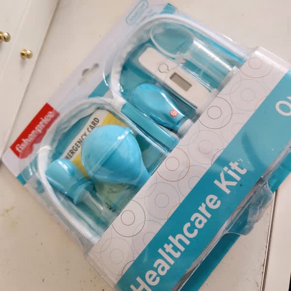 ページ 1 - レビュー - Fisher-Price, Healthcare Kit, 0+ Months, 6