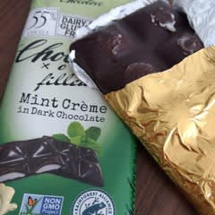 ミントクリーム入りダークチョコレート、カカオ55％、90g（3.2オンス）