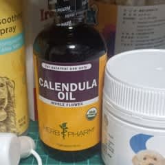 カレンデュラオイル、30ml（1液量オンス）