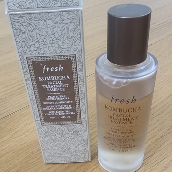 ページ 1 - レビュー - Fresh, Kombucha Facial Treatment Essence