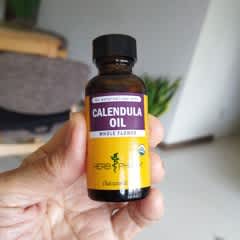 THE HERBS・ザハーブス・OIL CALENDULA（オイルカレンドラ） THE HERBS・ザハーブス・OIL CALENDULA（オイルカレンドラ）