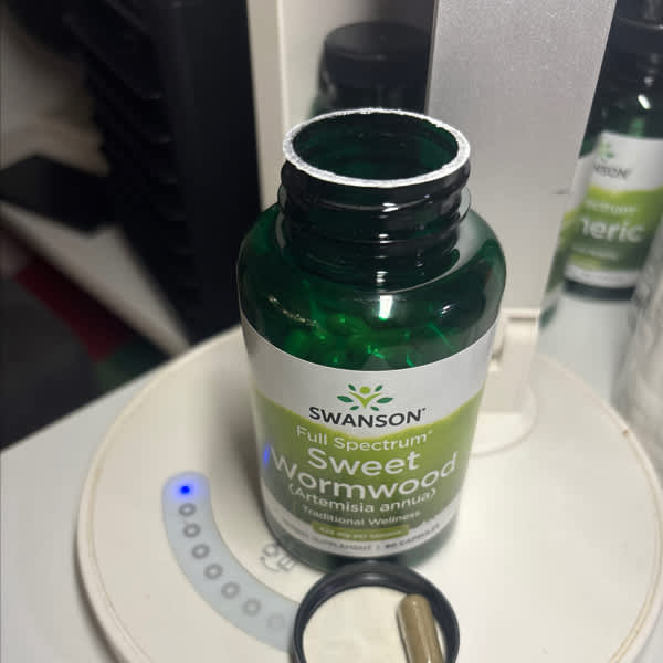 Swanson sweetwormwood アルテミシア オウカコウ Full Spectrum Sweet Wormwood, 425 mg, 90 Capsules
