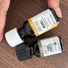 エッセンシャルオイル aya 56.jpg