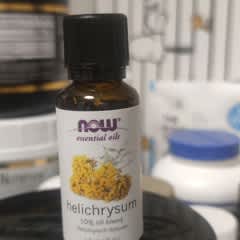 【値下げ】新品・未使用品　Young living 5mL ヘリクリサム 値下げ】新品・未使用品 Young living 5mL ヘリクリサム