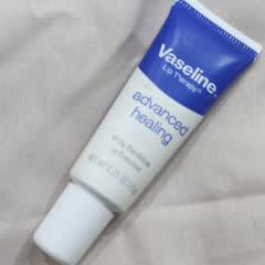 Vaseline Lip Therapy Image