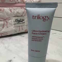 HRRY フェイスクリーム ◇フェイスアップクリーム 30g（約2ヶ月分）（h） | ストレピア公式サイト