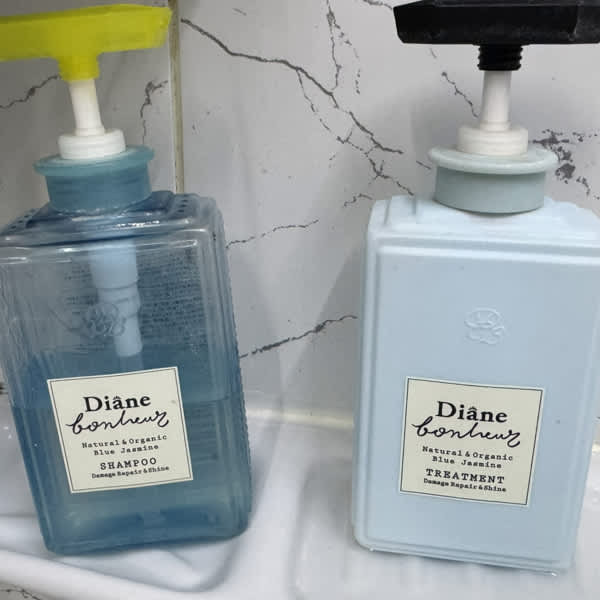 Page 1 - Reviews - Moist Diane, Damage Repair & Shine Shampoo