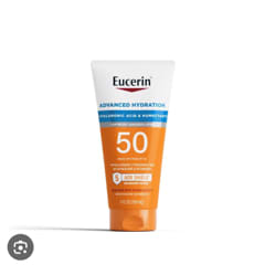 アドバンスド ハイドレーション、軽いつけ心地の日焼け止め