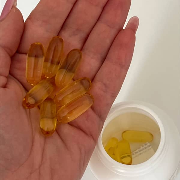 ขนาดเทียบกับมือ