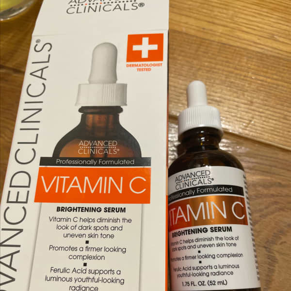 ページ 1 - レビュー - Advanced Clinicals, Vitamin C Brightening
