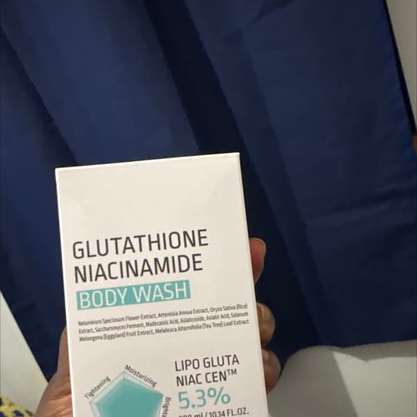 Page 1 - Reviews - APLB, Glutathione Niacinamide, Body Wash, 10.14 fl oz  (300 ml)