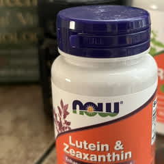 NOW Foods Lutein & Zeaxanthin 60 Softgels - Eye Health Support, Non-GMO, 08/27 EXP