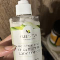 モイスチャライジング シアバター ボディローション、ココナッツ