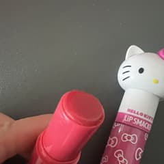 Hello Kitty（ハローキティ）、リップクリーム＆グロス、2個