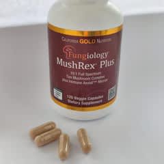 Fungiology（フンギオロジー）、MushRex（マッシュレックス）プラス