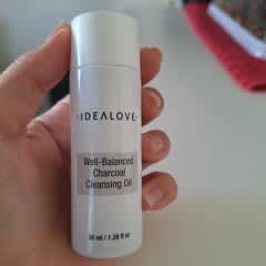 زيت التنظيف بالفحم حجم كبير أفضل غسول ومنظف للبشرة من اي هيرب