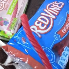 Red Vines Twists Original Red 142G USA - - das