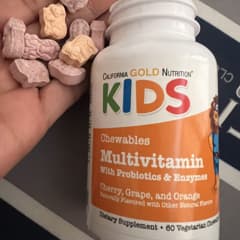 お子様向けチュアブル マルチビタミン、プロバイオティクス 酵素